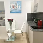 Modern Flat Lamartine Apartment Nizza